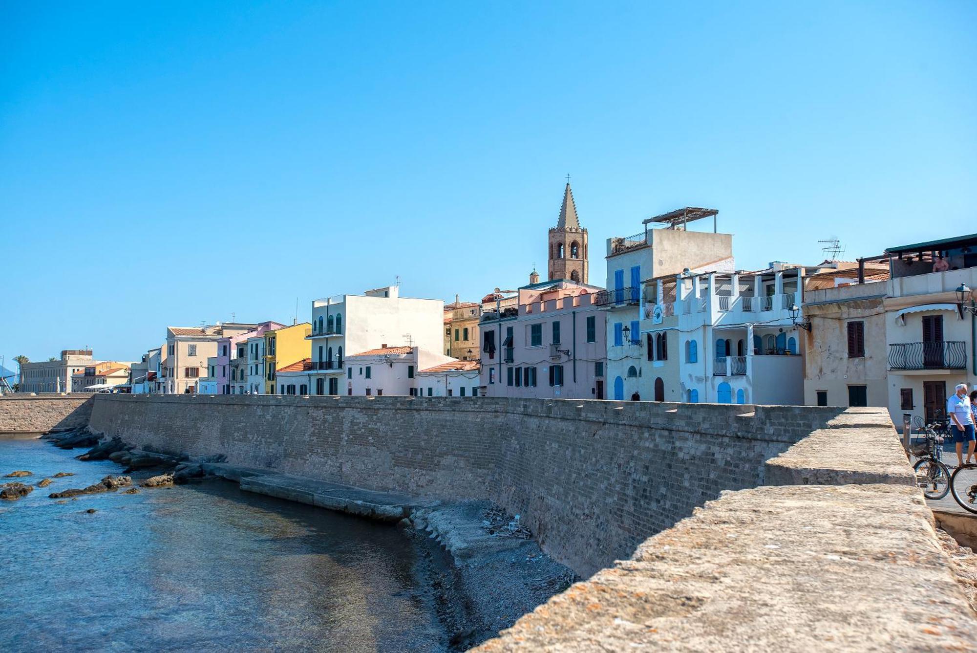 Carlo Alberto Apartment, Alghero Old Town, Near The Beach Zewnętrze zdjęcie